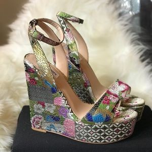 Steve Madden Multicolored Wedges